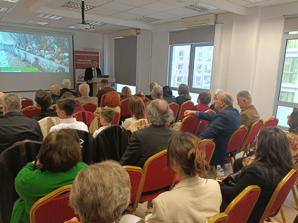 Γρηγόρης Θ. Παπανίκος